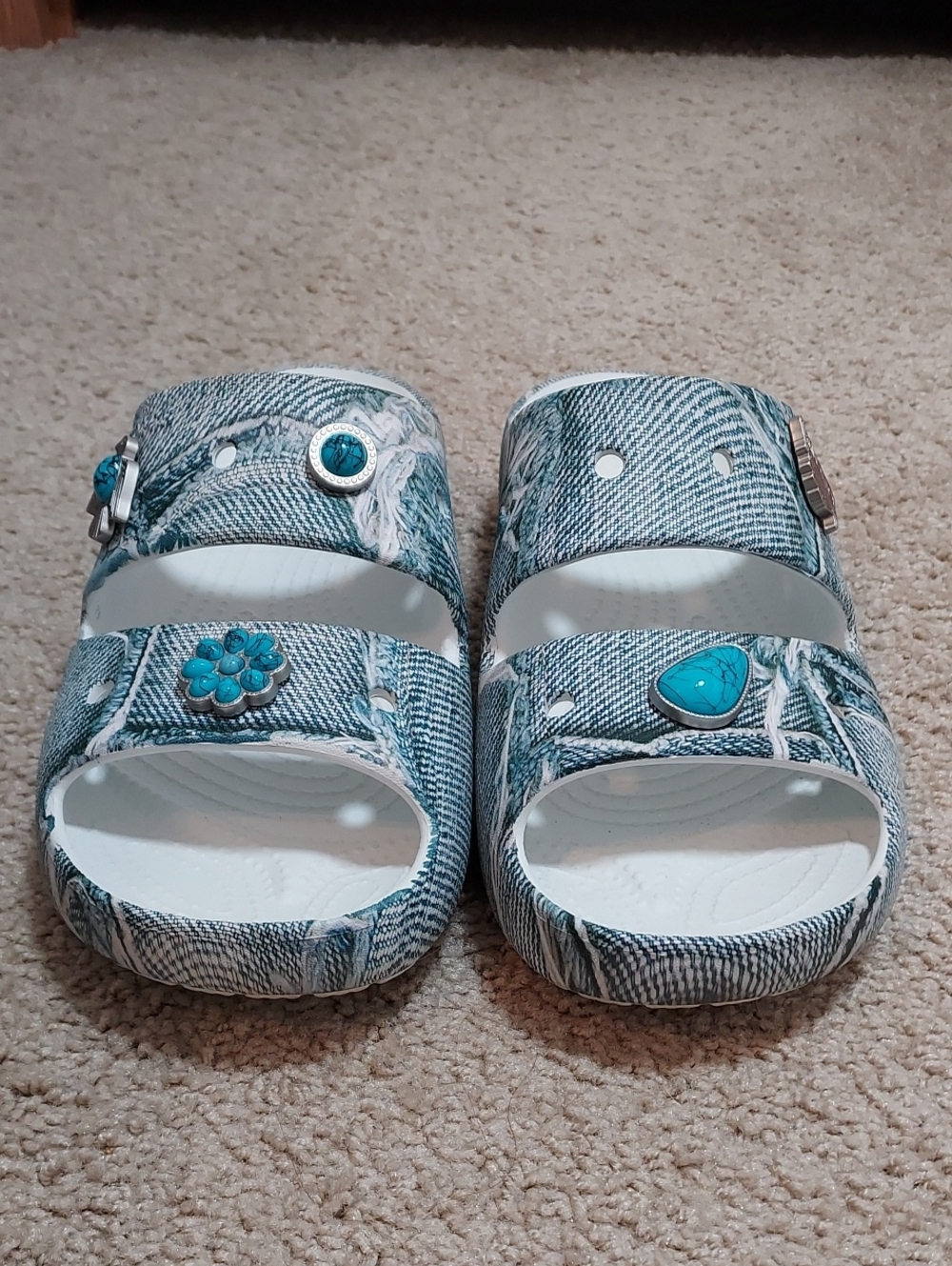Crocs In Denim Pattern ( SIZE 10) - Picture 2 of 10